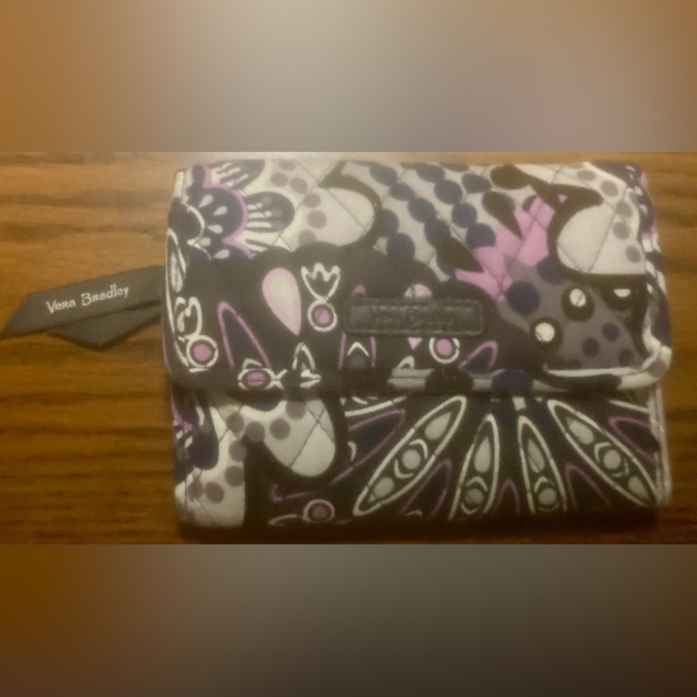 Womens Vera Bradley Purple Floral Compact Snap-closure wallet New Without Tags